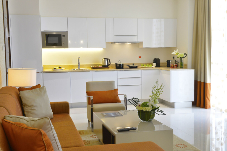 Dining Room 10