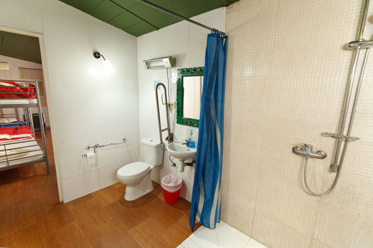 Bathroom 4, La Casa Verde, Murcia
