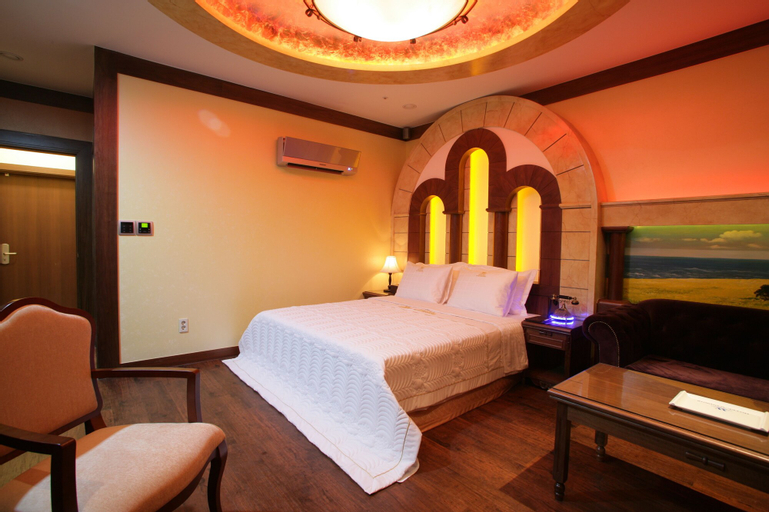Windsor Hotel, Gwanak