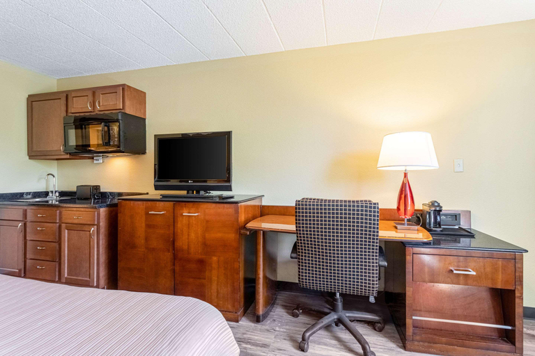 Bedroom 4, Suburban Extended Stay Hotel Buffalo, Chautauqua