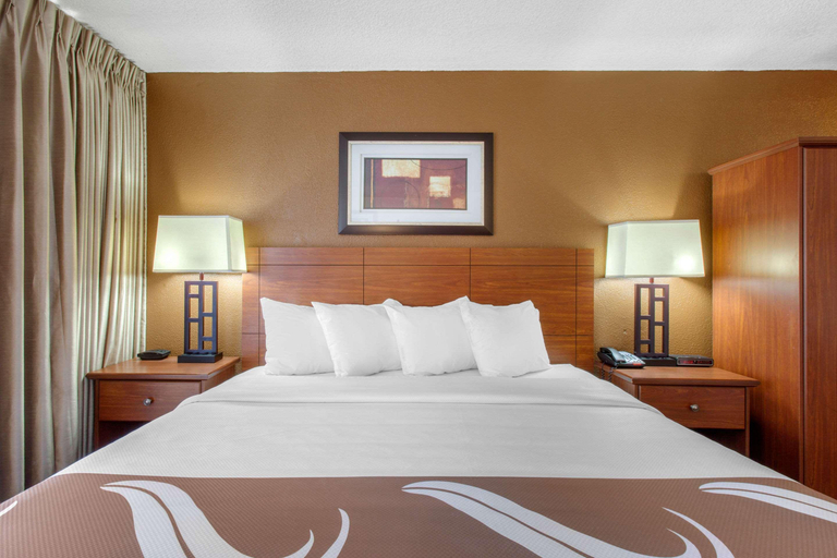 Bedroom 3, Scenic View Inn - Lake Powell - Page AZ, Coconino