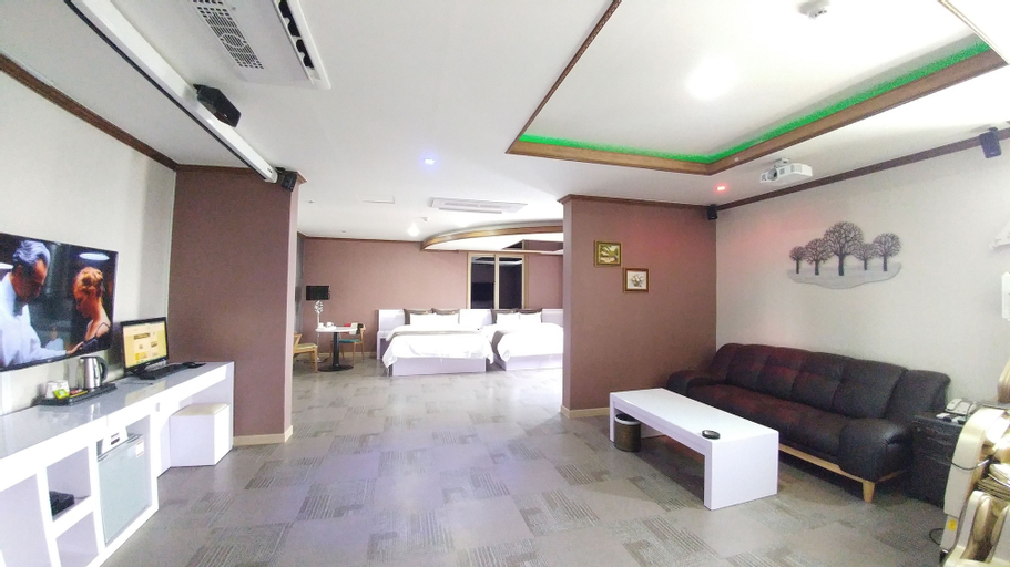 Seosan Hotel Iris, Seosan