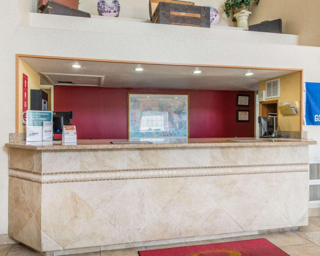 Public Area 3, Econo Lodge North Academy, El Paso