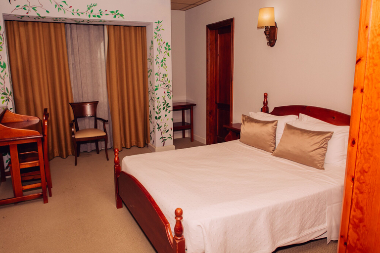 Bedroom 3, Hotel Restaurant Sol i Vi, Barcelona