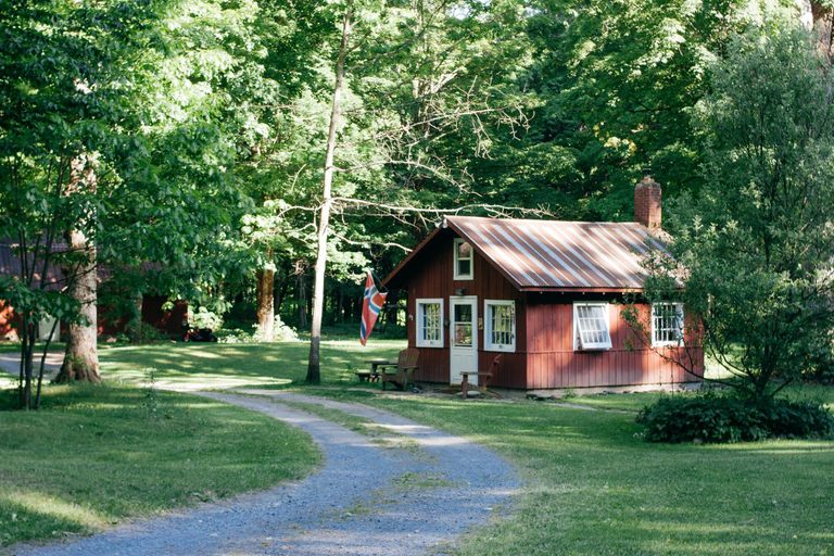 Exterior & Views 2, Wellnesste Lodge and Cabin Rentals, Oneida