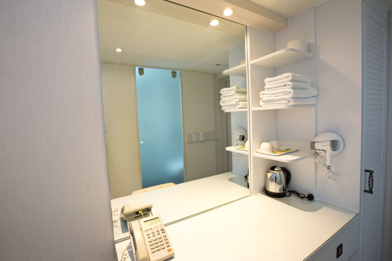 Bathroom 4, Hotel The-Ore, Mapo