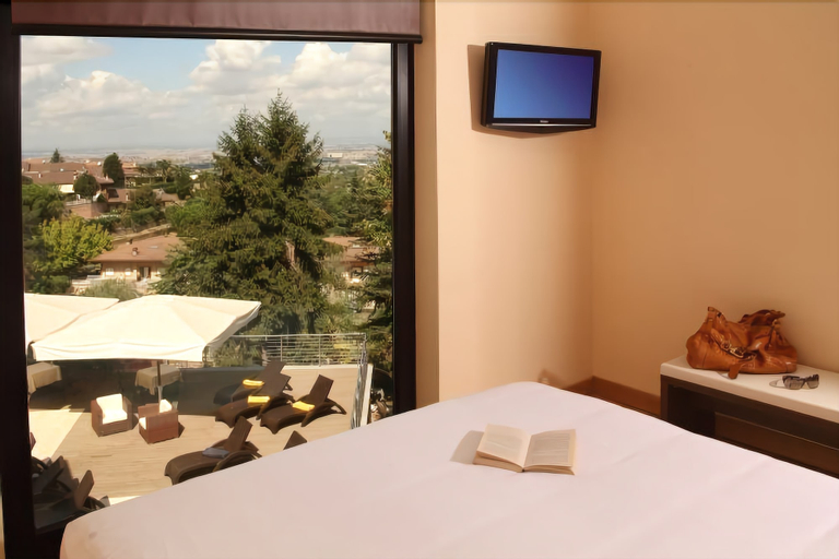 Bedroom 10