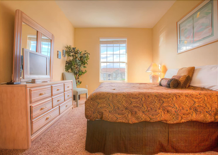 Penthouse Paradise of Vista Ca, Orange