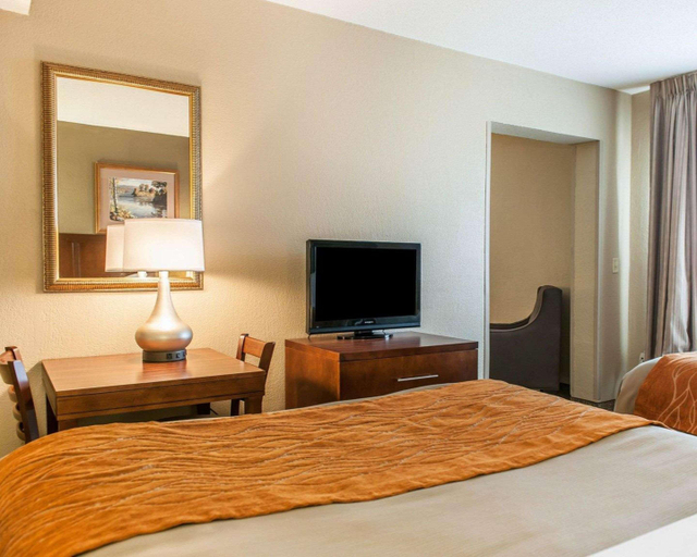 Bedroom 3, Comfort Inn Madison, Jefferson