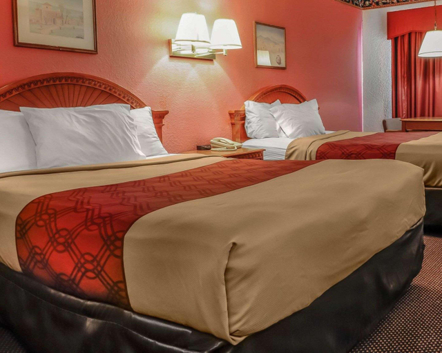 Bedroom 3, Econo Lodge Tucumcari Route 66, Quay