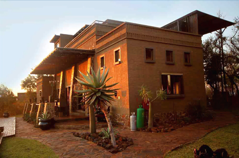 Humdani African Bush Safaris, Bojanala