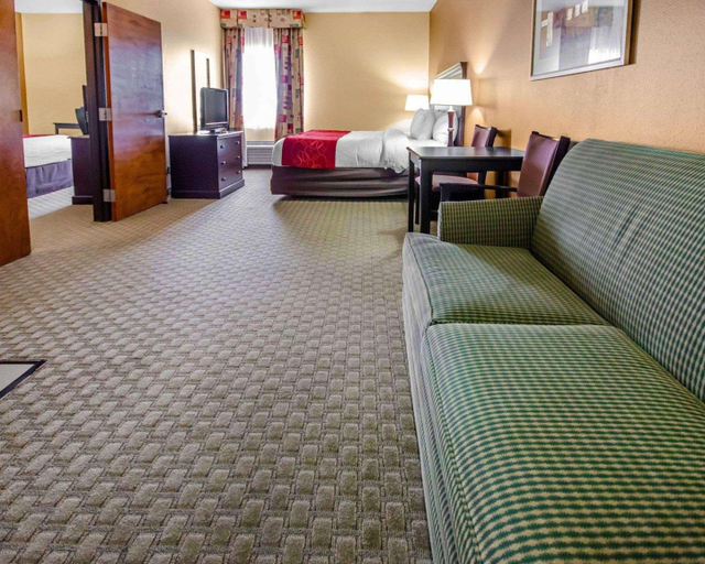 Public Area 2, Comfort Suites East Louisville, Jefferson