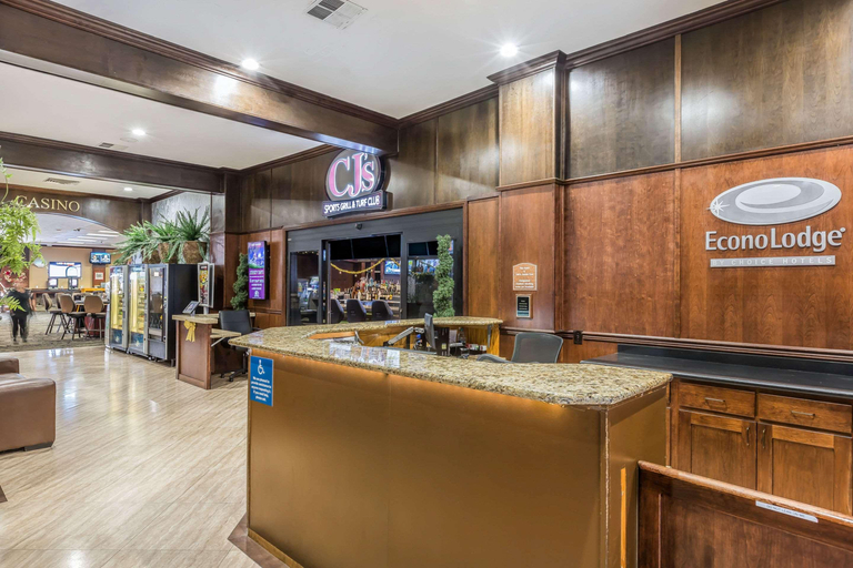 Public Area 2, Econo Lodge Lake Elsinore Casino, Riverside