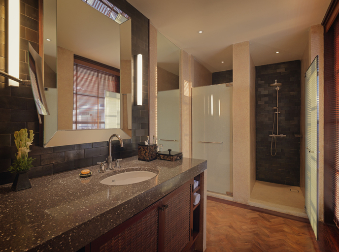 Bathroom 22
