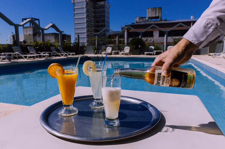 Julio Cesar Hotel, Capital