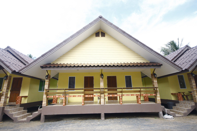 Bansuratwadee Resorts, Laem Sing