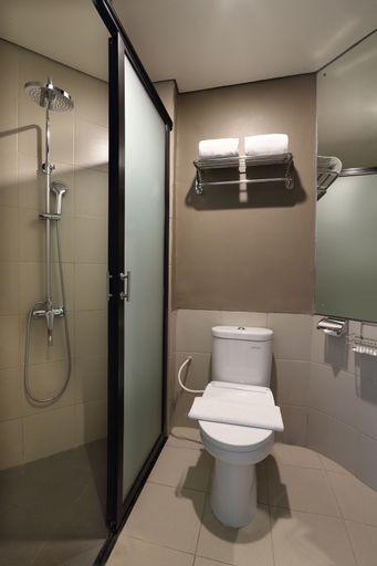 Lemo Hotel Serpong, Tangerang