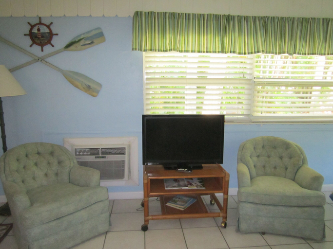 Public Area 3, Anchor Inn and Cottages, Lee