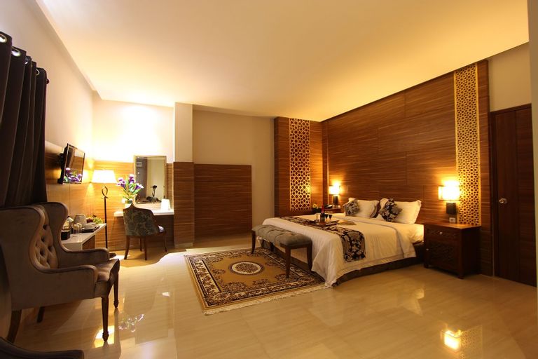 Grand Amira Hotel Solo, Solo