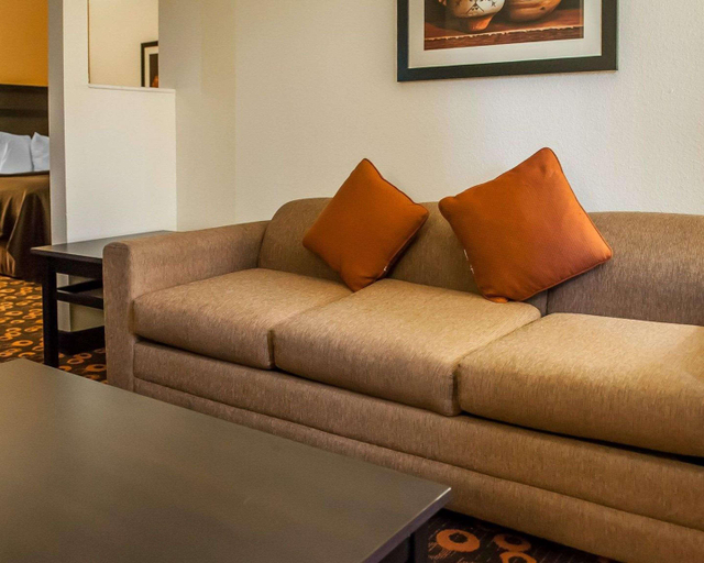 Public Area 2, Rodeway Inn & Suites Santa Fe, Santa Fe