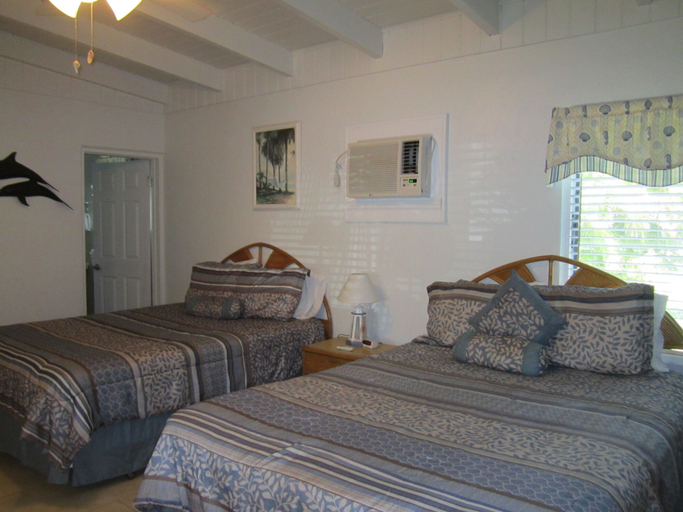 Bedroom 4, Anchor Inn & Cottages, Lee