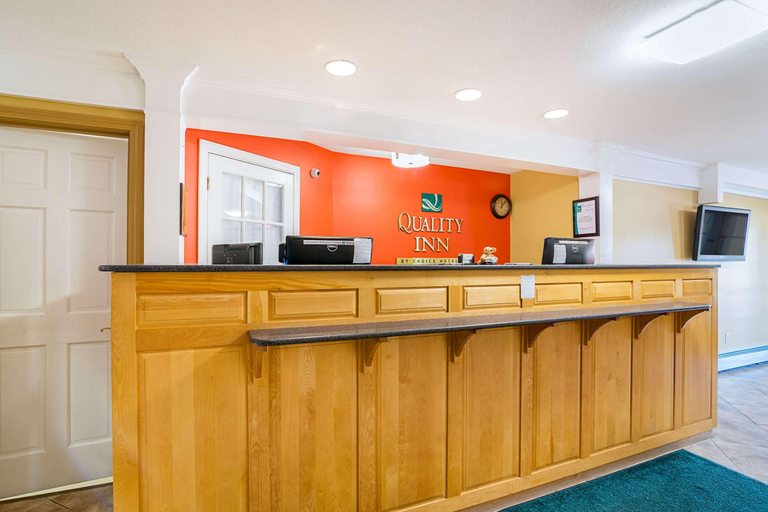 Public Area 3, Quality Inn North Conway, Carroll