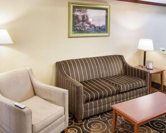 Public Area 3, Quality Inn & Suites Niles, Berrien