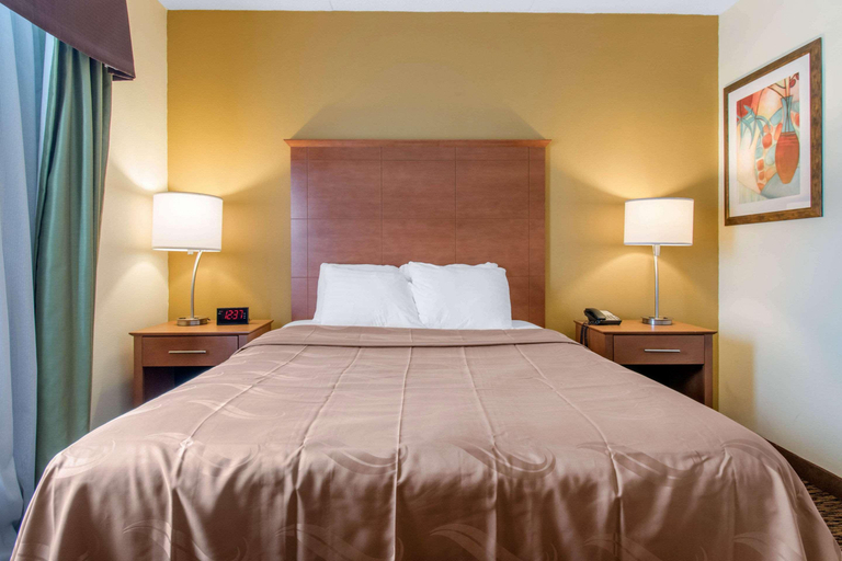 Bedroom 3, University Htl & SUI Shippensburg, Trademark Wyndh, Cumberland