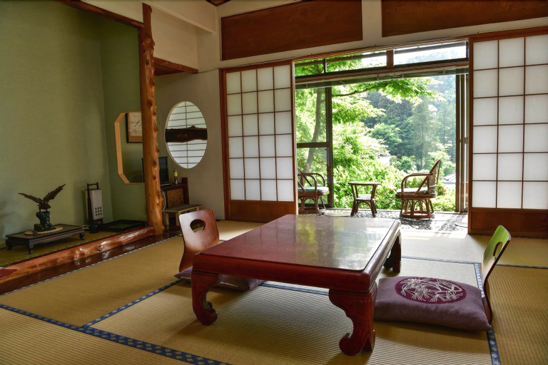 Midoriya Ryokan Kichiemon, Ueda
