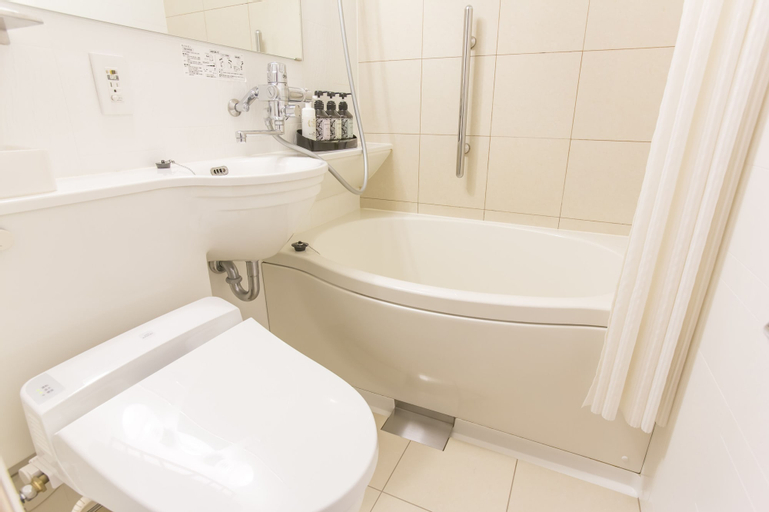 Bathroom 6
