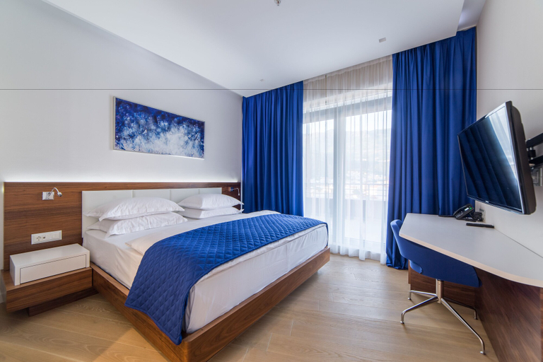 Bedroom 2, Hotel Adria