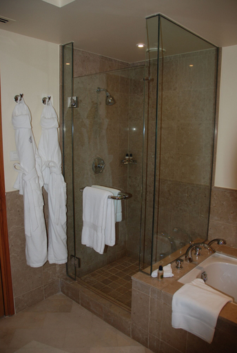 Bathroom 4, Privately owned Luxury Villa in Four Seasons Resort, Sharm El Sheikh, Sharm el-Sheikh