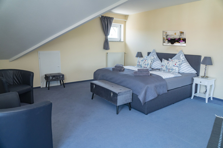 Bedroom 4, Apartment-Hotel Dieksee Eck, Ostholstein