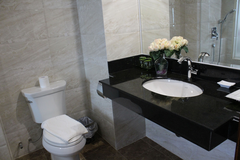 Bathroom 8
