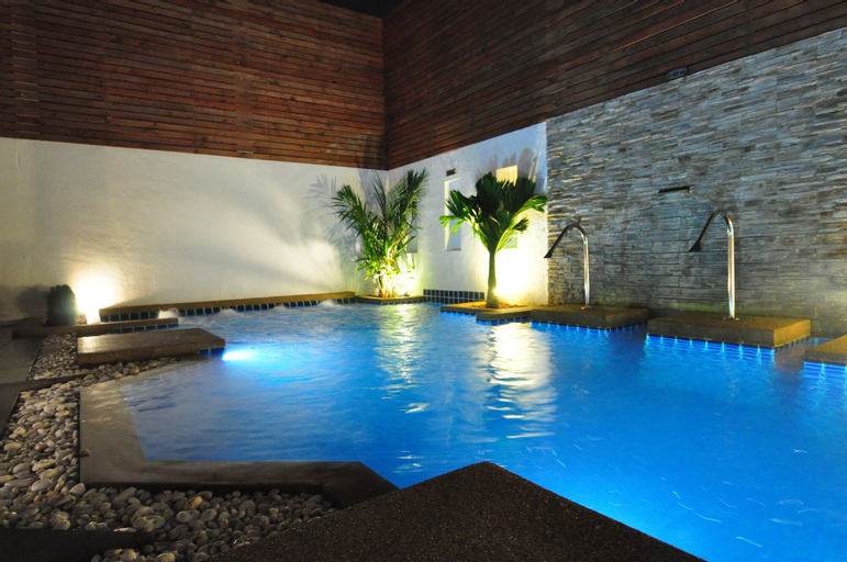 Forty Winks Phuket, Pulau Phuket
