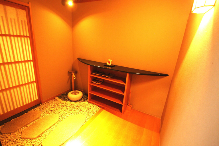Bedroom 4, Kochoran, Toba