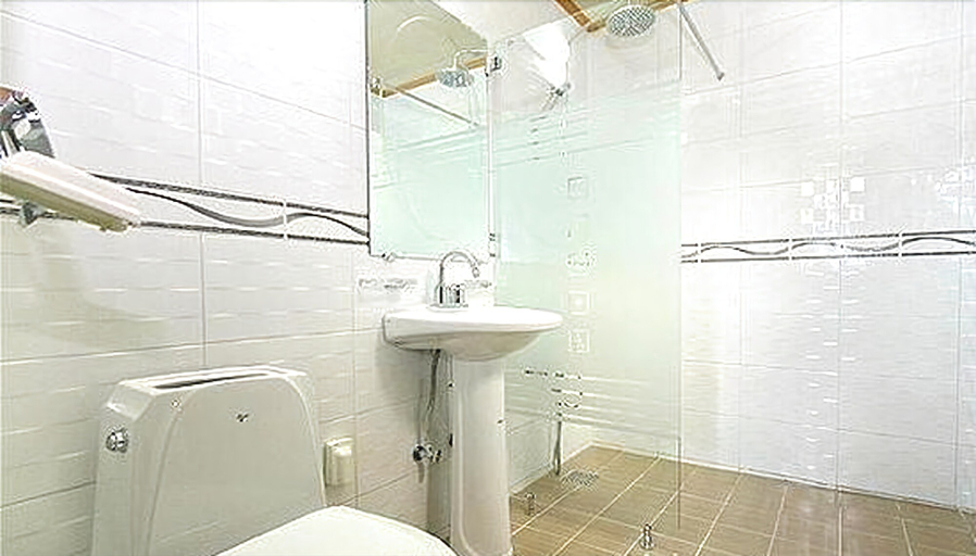 Bathroom, Beach Terrace Pension Taean, Taean