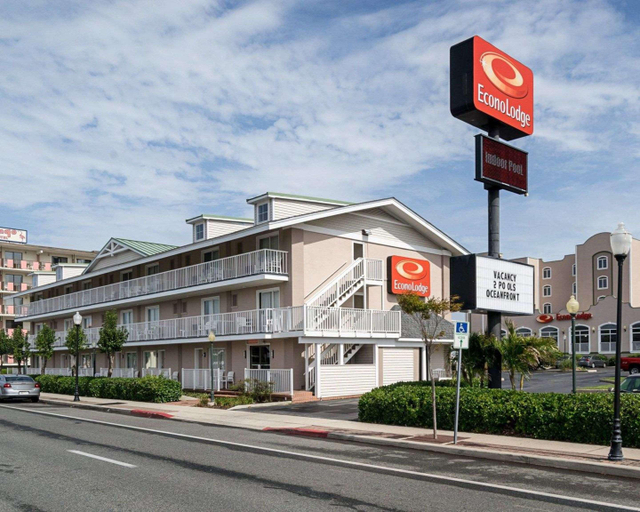 Exterior & Views 2, Quality Inn Ocean City Beachfront, Worcester