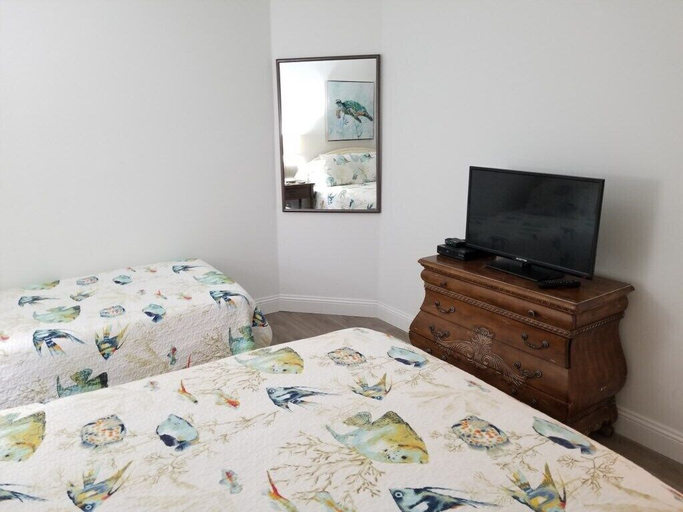 Bedroom 2, Colony Reef 2102, Saint Johns