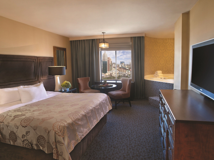 Excalibur Hotel & Casino, Clark