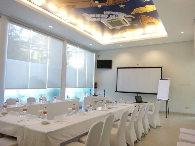 Everyday Smart Hotel Mayestik, South Jakarta
