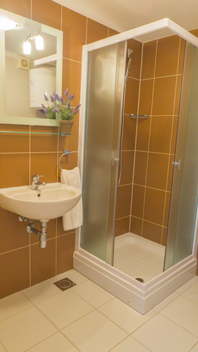 Bathroom 4, Apartments Andrea, Omiš