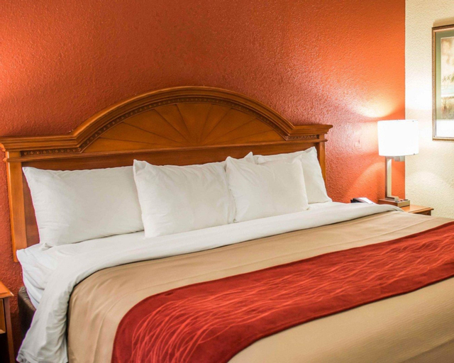 Bedroom 13