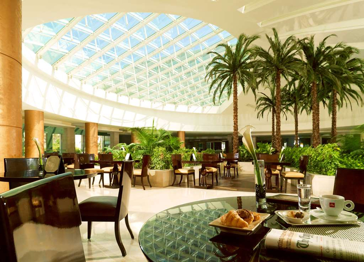 Public Area 4, Doubletree by Hilton Hull United Kingdom, Kingston upon Hull