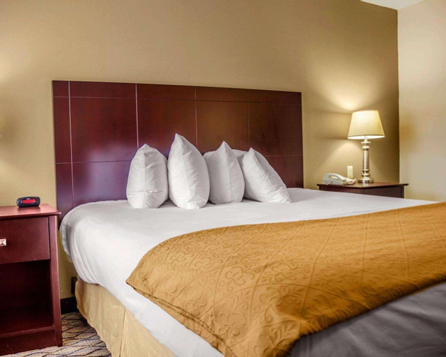 Bedroom 10