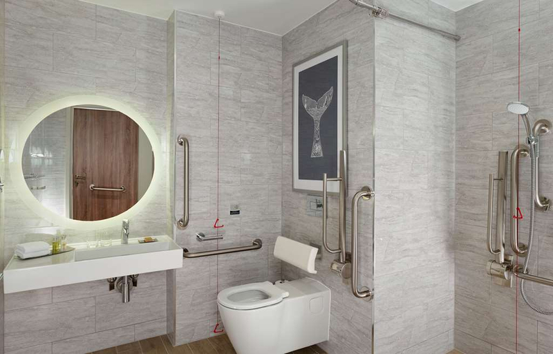 Bathroom 5, Doubletree by Hilton Hull United Kingdom, Kingston upon Hull