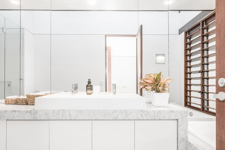 Bathroom, Your Luxury Escape - On The Bay, Byron