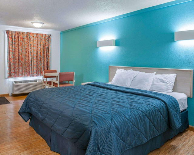 Bedroom 3, Comfort Suites - Richmond, Wayne