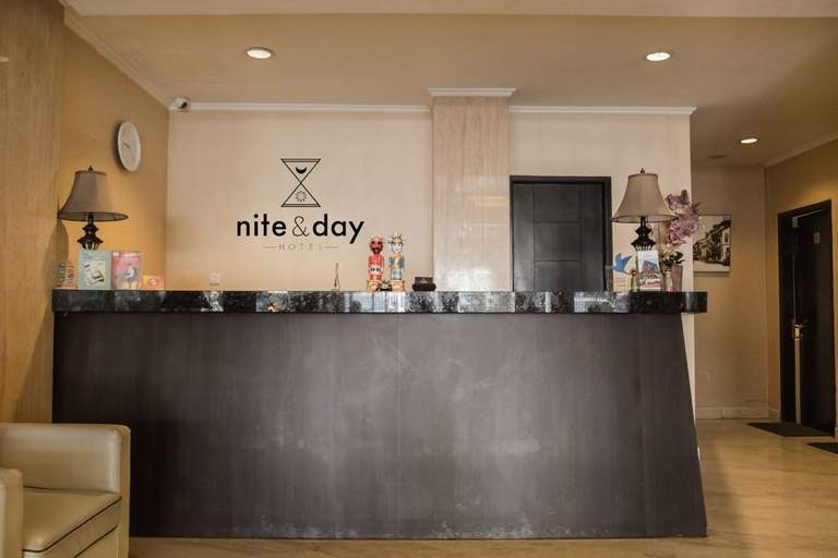 Nite & Day Jakarta Roxy, Central Jakarta