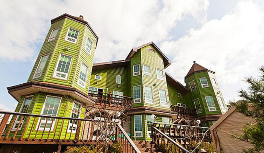 Beach Terrace Pension Taean, Taean